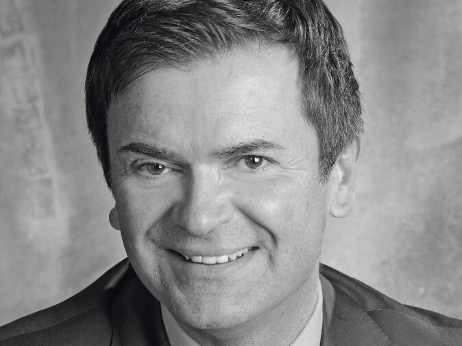 Benjamin Sokolovic ist der Hauptgeschäftsführer des Gesamtverbandes Verkehrsgewerbe Niedersachsen e. V.