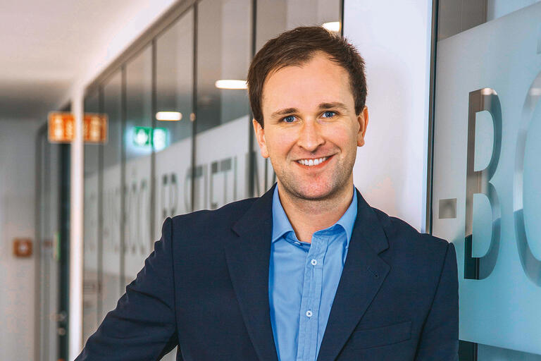 Benjamin Geißler, I.M.U., analysiert die Corporate Governance.