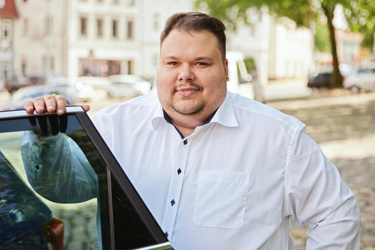 Vincent Mindemann, Regionaldirektor für ambulante Pflegedienste unterwegs