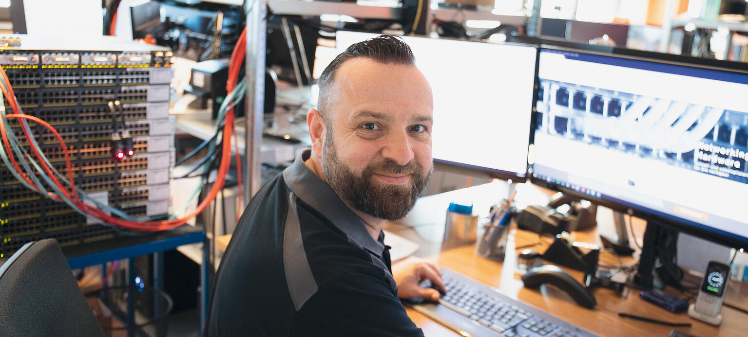 NILS MEHNER, 43, ist IT-Refurbisher bei der Firma Cybertrading. Er lebt in Magdeburg mit seiner Frau und zwei Kindern.