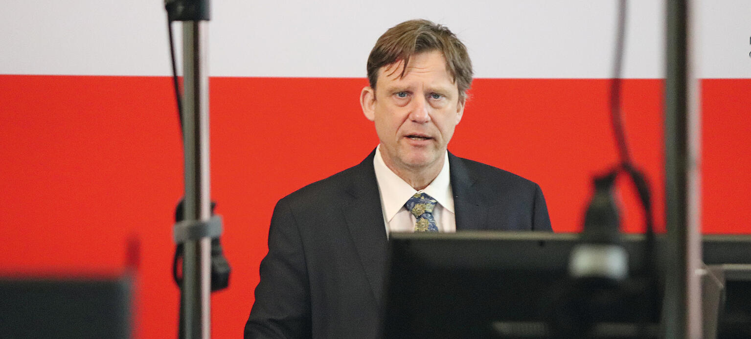 OLAF DEINERT, 51, ist Professor für bürgerliches Recht, Arbeits- und Sozialrecht an der Universität Göttingen.