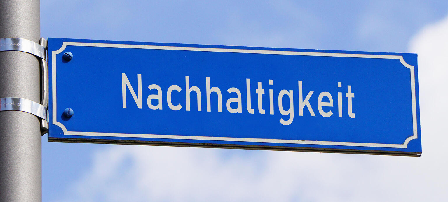 Schild mit der Aufschrift 'Nachhaltigkeit' 