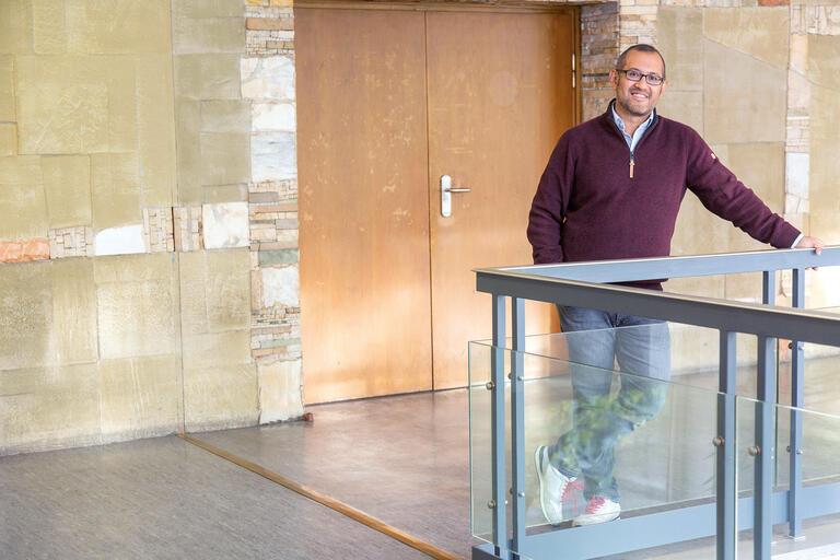 Porträt Altstipendiat Prof. Christian Proano