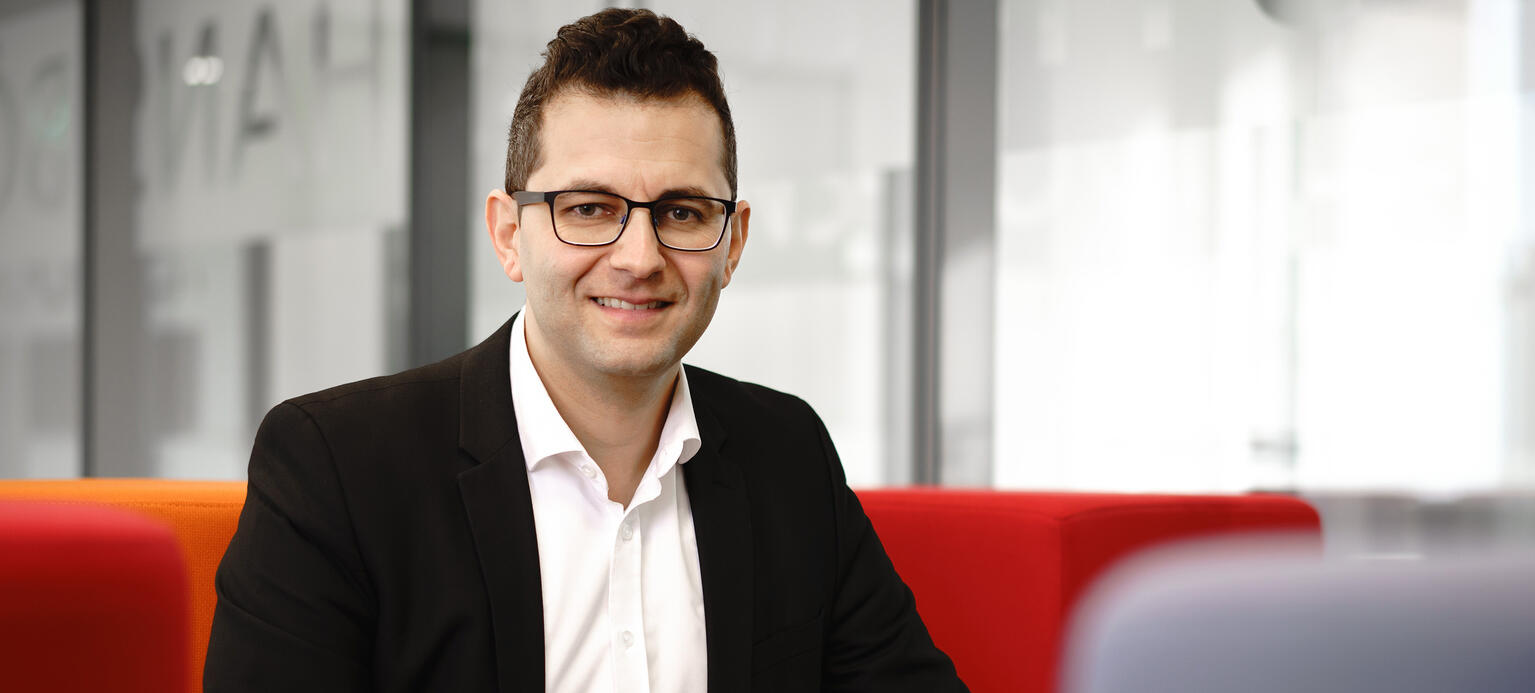 Daniel Hay I.M.U. Direktor