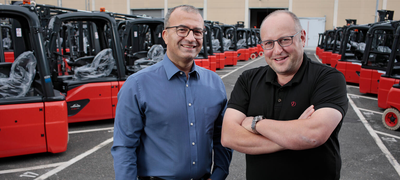 Betriebsrat Özcan Pancarci (l) und sein Stellvertreter Thomas Niesigk