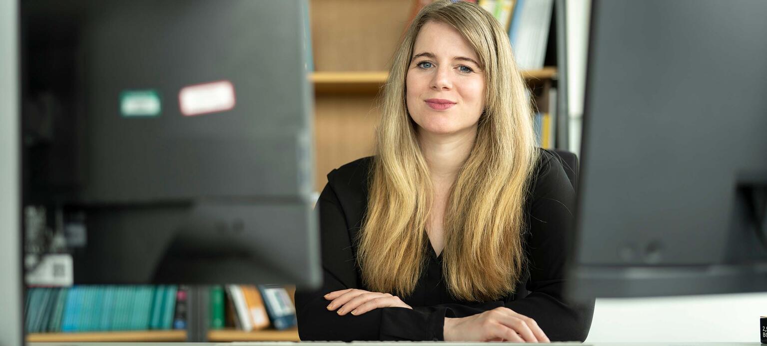 Porträtfoto von Sandrina Hurler, Referentin am HSI