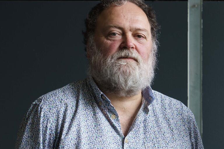 Porträt Uwe Schledorn, Lehrer und Personalrat am Förderzentrum Mitte in Hilden bei Düsseldorf