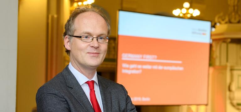 Sebastian Dullien_2800x1300