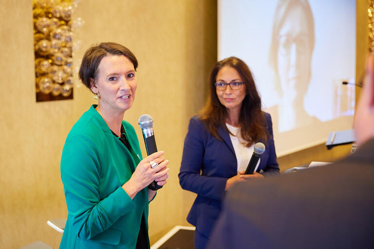 Claudia Bogedan und Yasmin Fahimi